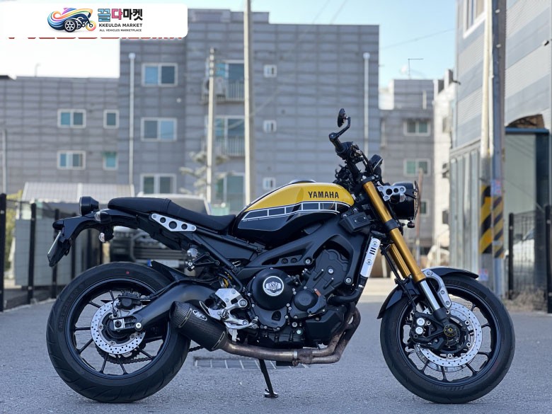야마하 XSR900 (16년,60주년한정판)