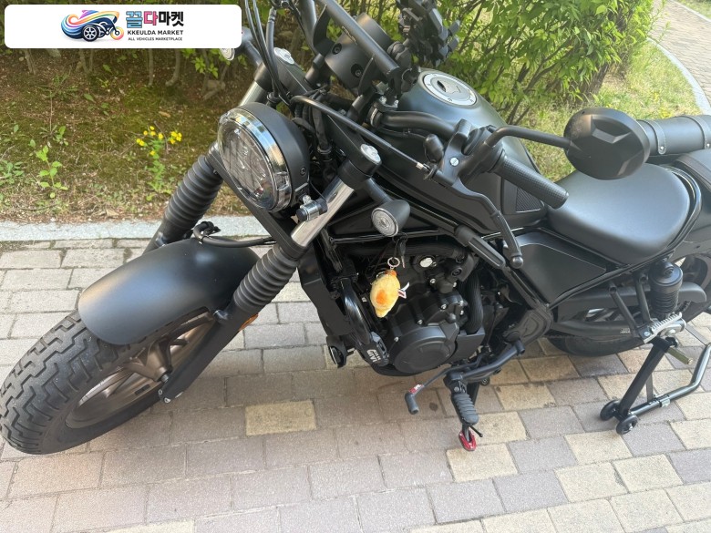 2024년식 레블500 팝니다.(5900km) 730만원