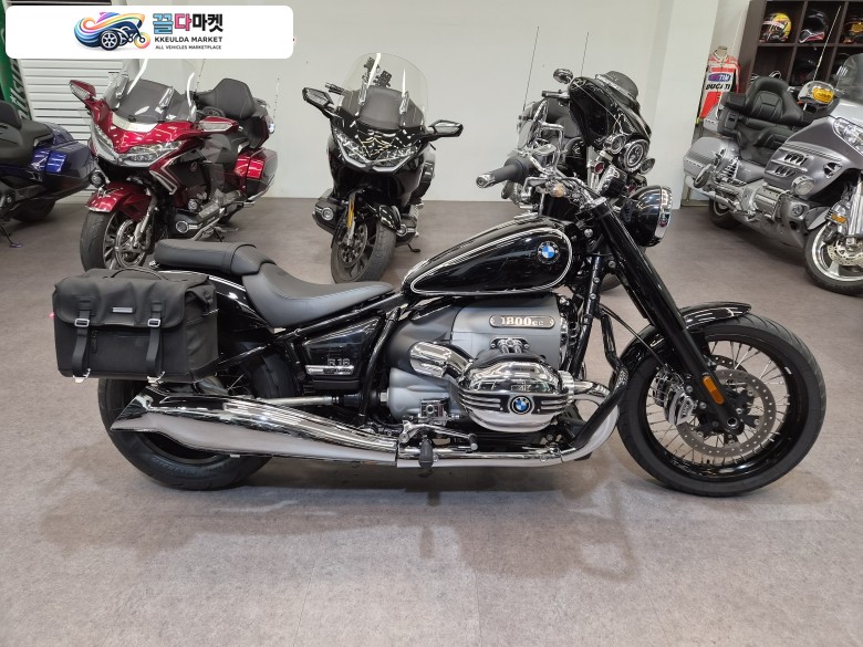 BMW R18 퍼스트에디션 신차급 매물입니다