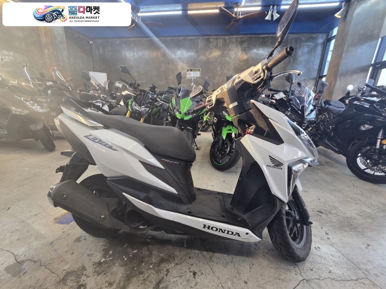 혼다 엘리트 33995KM 2018년식 차량 판매합니다!