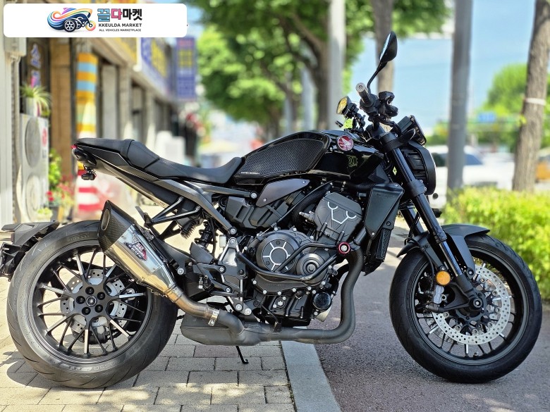 [수원동문모터스] 요시무라 머플러 장착, CB1000R 블랙에디션 판매합니다