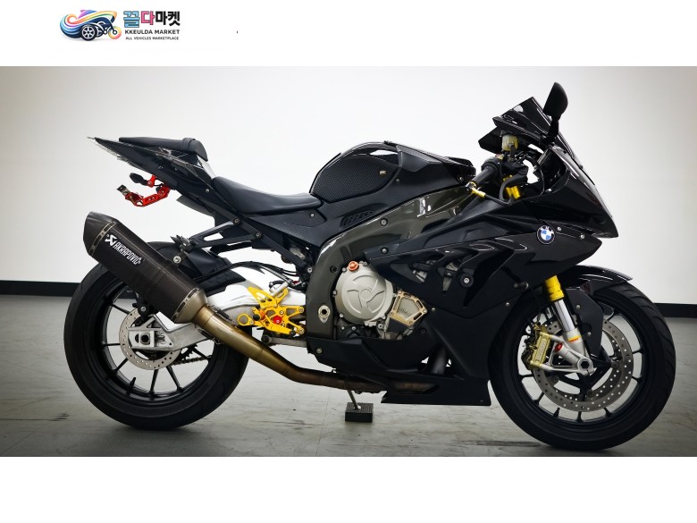 [ 매버릭바이크 ] / 카본 아크라포빅 머플러 장착된 BMW S1000RR 판매합니다.