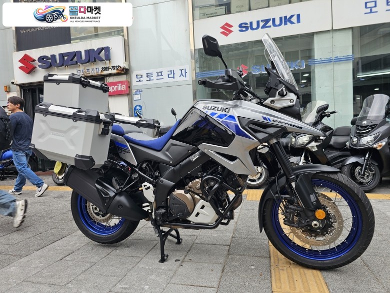 V-STROM 1050XT 2022년식 최상컨디션 차량 판매 합니다.