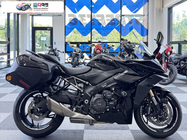 -스트리트36- 2023 스즈키 GSX-S1000GT / 전국 최고가 매입, 대차