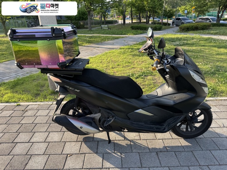 pcx125 20년식 배달풀셋팅 짧은키로수 1인신조 팝니다