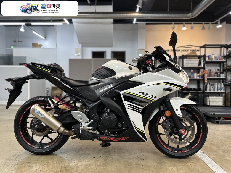 [모터랙] YZF-R3 17년 2만KM 무사고 화이트 YAMAHA R3