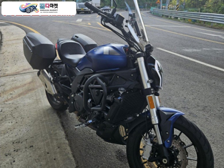 베넬리 502C / 21년 / 11,300KM / 430만원 / 경기광주 / 판매합니다.
