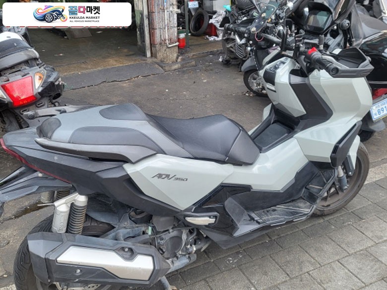 혼다 ADV350 24년식 51600KM