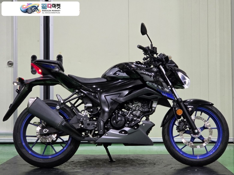 스즈키 GSX-S125 21년식 1만km 짧은키로수 최저가 판매합니다.