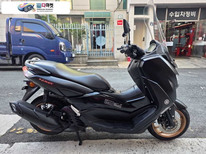 야마하 NMAX125 23년식 판매합니다