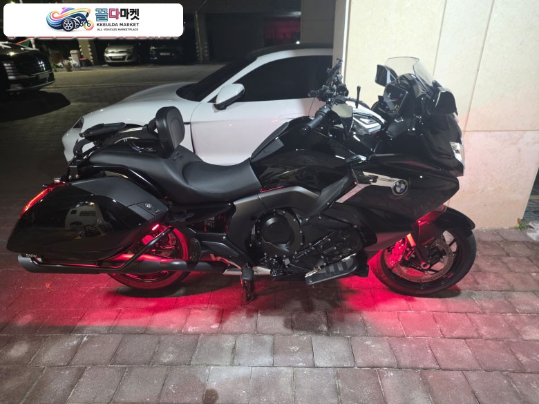 BMW K1600B 배거 2025년식 검정 킬로수 4000킬로 세차 느낌