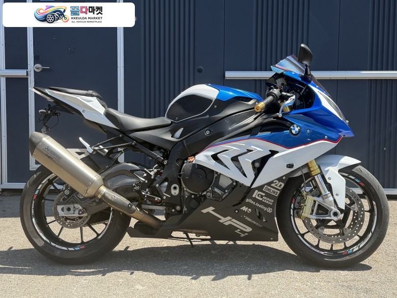 s1000rr / 16년식 아크라풀배기 구변완료 720만원 급매합니다.