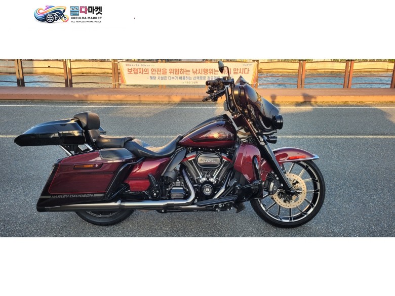 19년식 Cvo 스트리트글라이드 팝니다