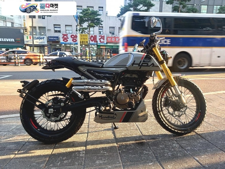 대전 FB몬디알 힙스터 125 그레이 신차 판매합니다.