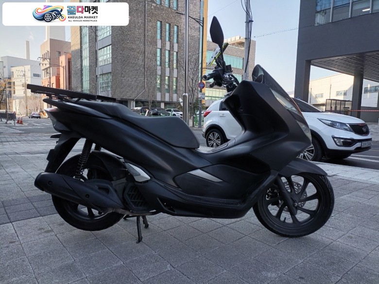 드라이브애드 / DA-004 / 혼다 / PCX / 18년식 / 11,936km / 자체 할부 판매