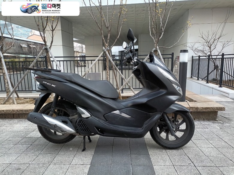 드라이브애드/DA-042/혼다/pcx125/19년식/2,676km /자체 할부 판매