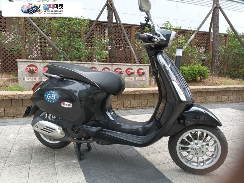 드라이브애드/DA-059/베스파 /스프린트3V125cc/14년식/14,075km /자체 할부 판매
