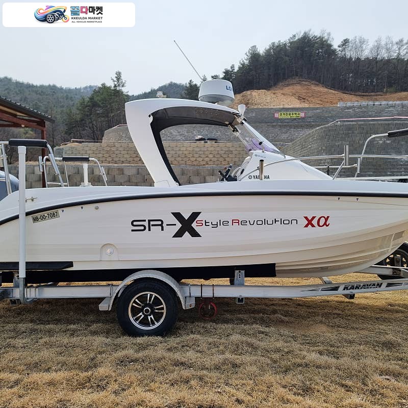 야마하 SR-X (130마력) + 카라반 트레일러 + 보팅 장비 일체 일괄 판매합니다.