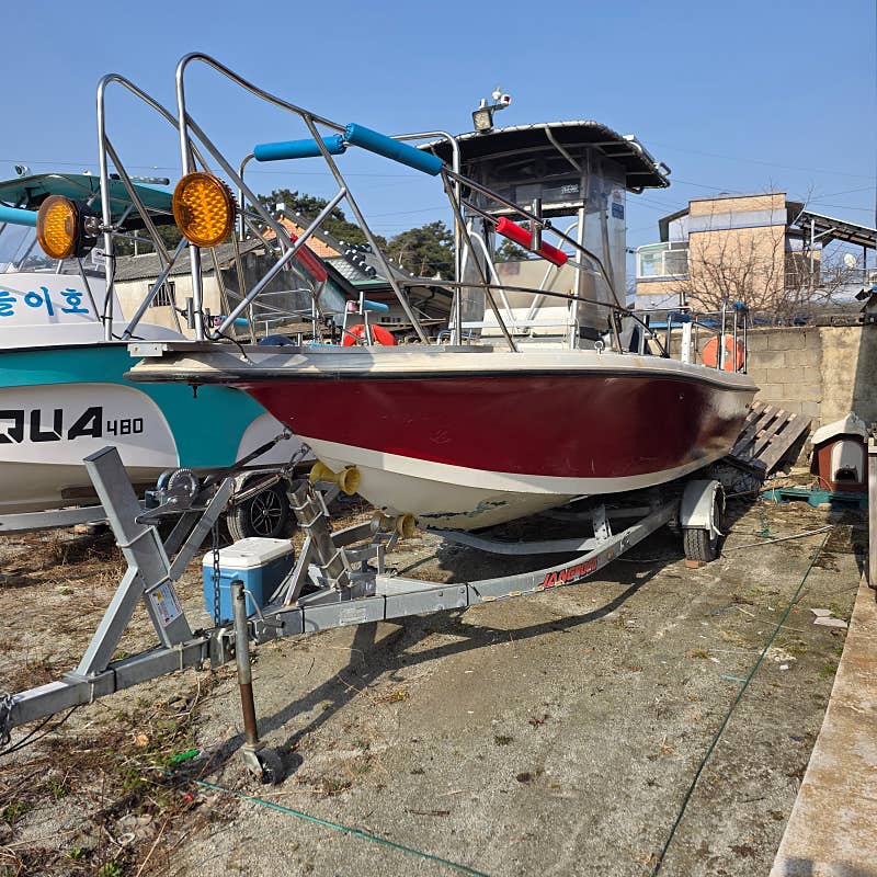 20FT 미국몰드 오픈타입 115마력 팝니다(가격 더 더 조정)