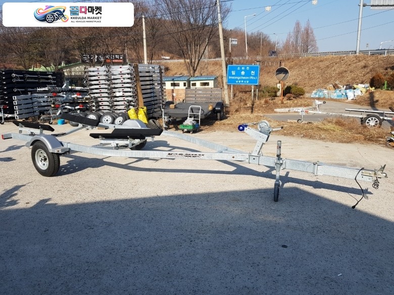 2024년 카라반 18ft USM2525 보트트레일러 판매 합니다