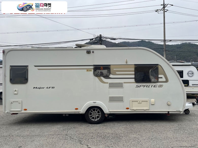 대구 중고카라반 스위프트 메이저 4FB