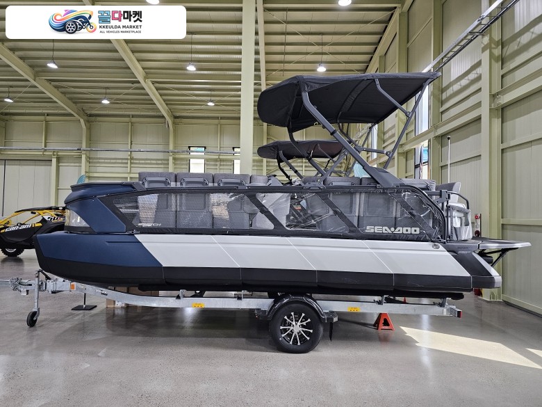 국내 최초런칭!! 씨두 스위치 크루즈모델 21피트 230마력 엔진탑재   SEA-DOO 공식 대리점 리치팩토리