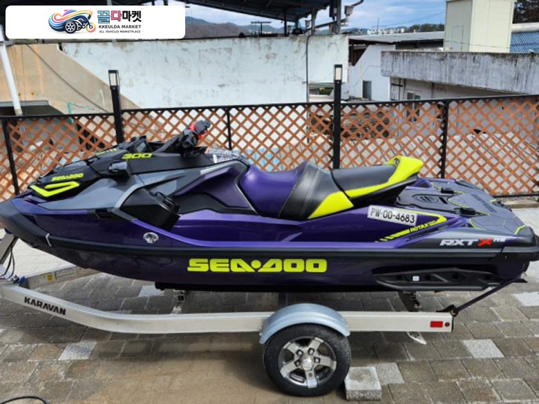 21년식 씨두 rxt300 rs  3인승
