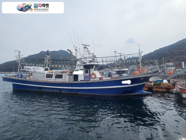 경남 9.77톤 연안복합허가 낚시어선 판매합니다.