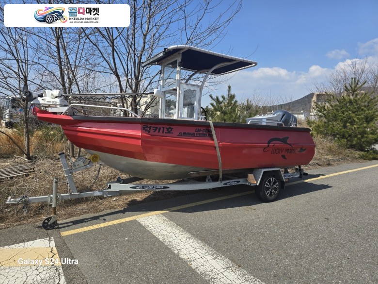 럭키마린 115마력 558시간 주행 LM-CC560 판메합니다.