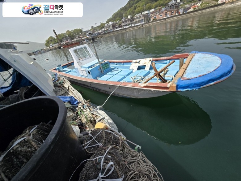 1.08톤 선체만 판매합니다. (전국가능.선적증서 있음.엔진없음)