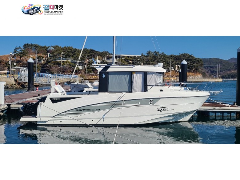 급 매2019 BENETEAU BARRACUDA 8 준신품 판매합니다.