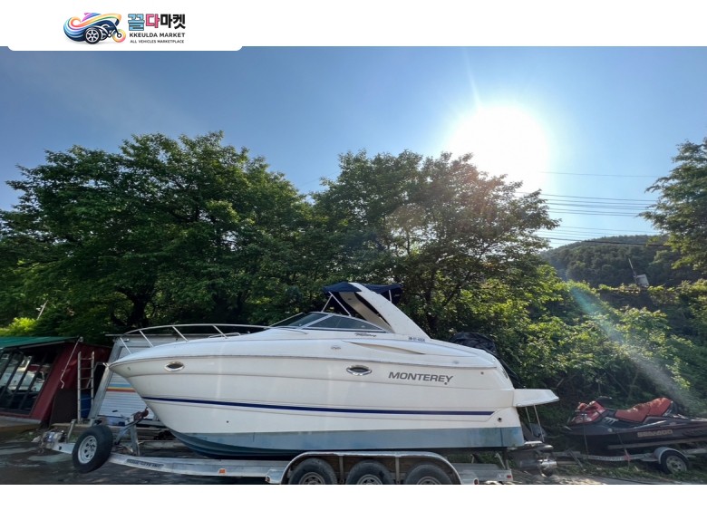 몬테레이 270 하우스 보트 풀옵션 풀정비 판매합니다 (민트급)
