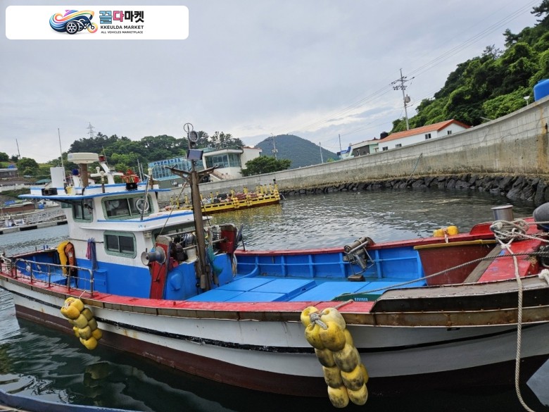 경남 3.27톤 연안통발+연안자망허가 어선 판매합니다.