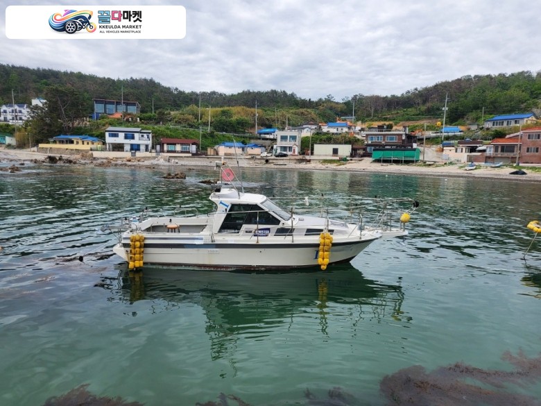 레져선 FR27 3.57톤 선내기 판매합니다