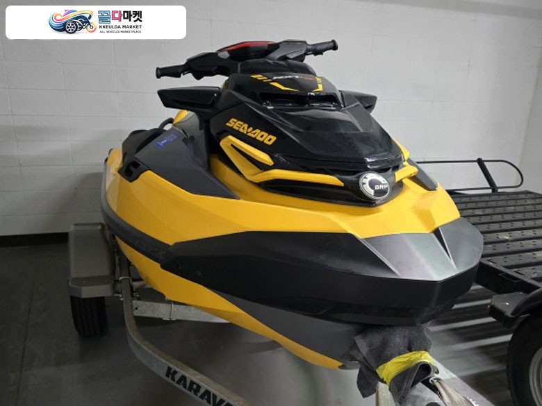 씨두 RXT X 300 노랑 판매합니다