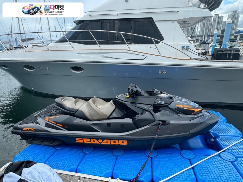 2023년 씨두 GTX/230 신품같은증고 판매합니다.