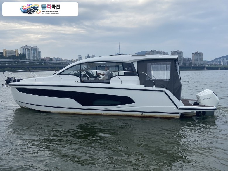 영국의 Sealine C335V판매 합니다.
