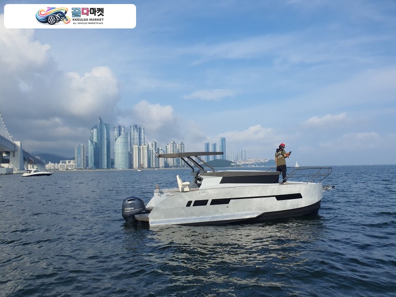 급매 Duo Yachts 듀요캠퍼 28 -캠핑 낚시 숙박 다목적 보트 입니다!