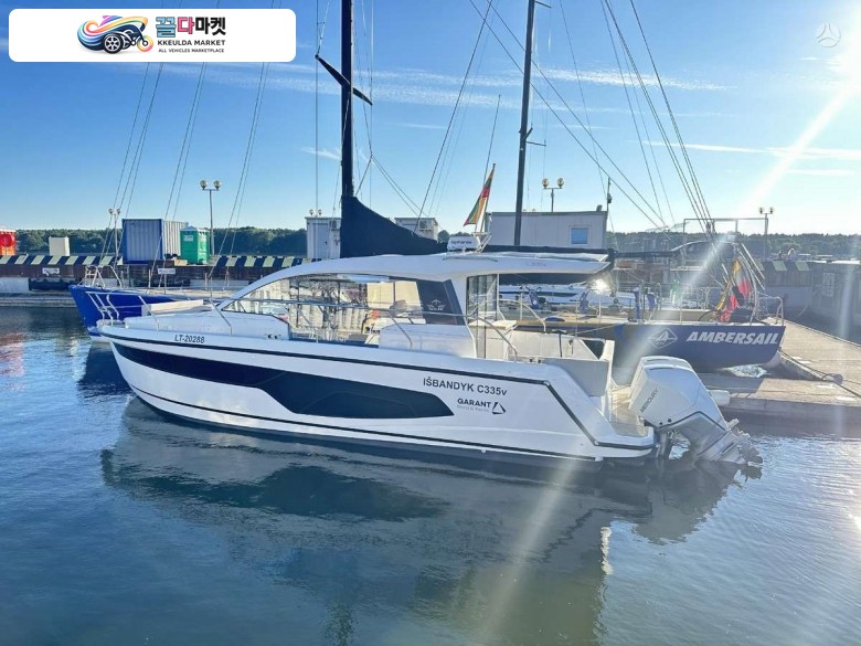 영국 씨라인 파워보트(Sealine C335V) 판매합니다[마린맥스]