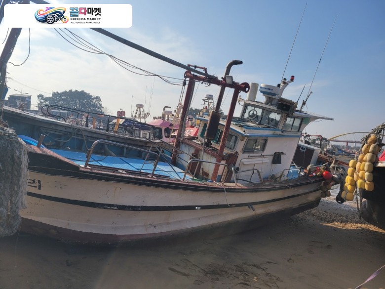 충남 4.23톤 통발배 매매 합니다.