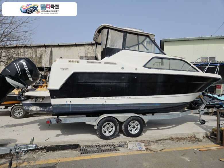 bayliner ciera 하우스보트