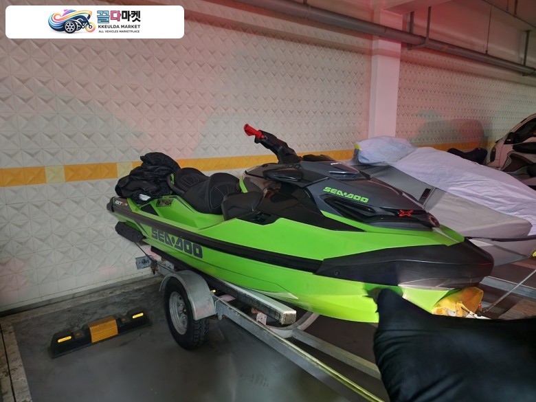 씨두 rxt300 20년식 캘리포니아그린 판매합니다
