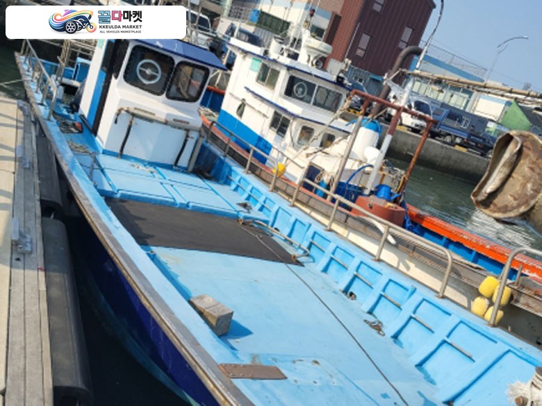 충남 2.95t  복합 자망 선외기 팔아요