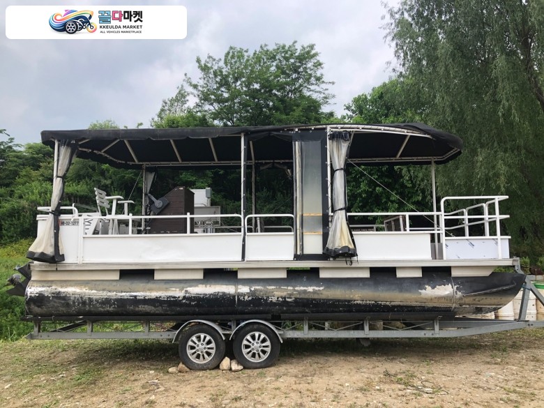 파티선 12인승 (선체)