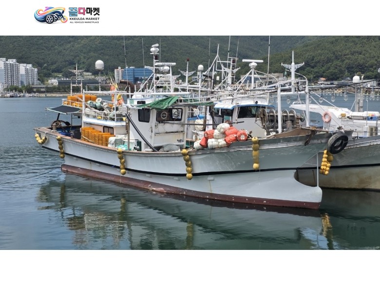 전남 9.77톤 연안자망허가 어선 판매합니다. (배크기 큽니다 )