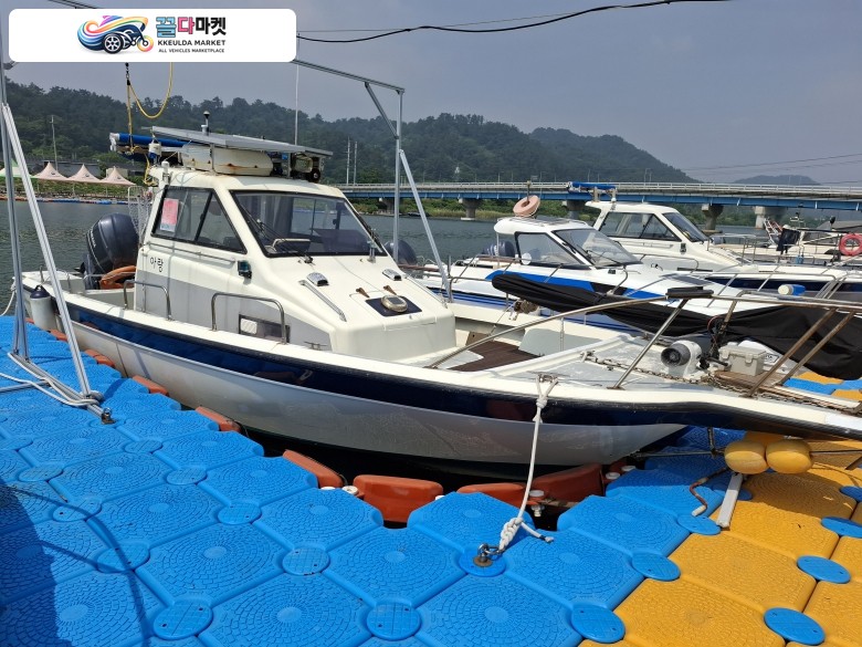 YAMAHA UF27 레져보트 팝니다