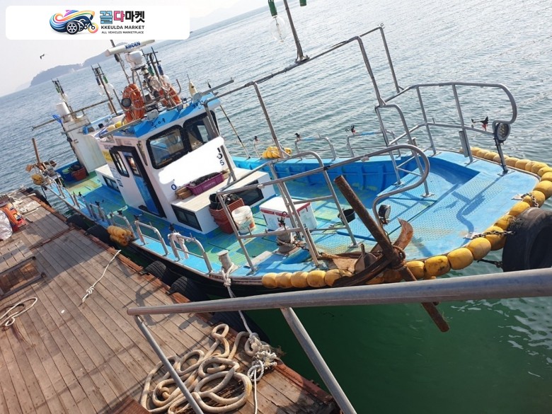 경남 4.97톤 연안자망허가 낚시어선 판매합니다. (뱃자리 포함.계류비없음) 대동발전기20k 3조 등6개있음