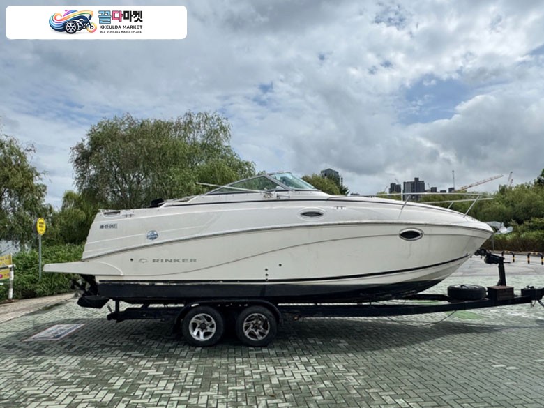 린커(RINKER 250 Fiesta Vee