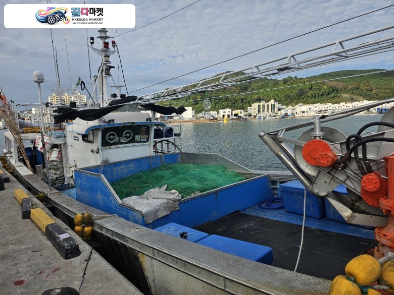 경남 9.77톤 복합+자망허가 어선 판매합니다.