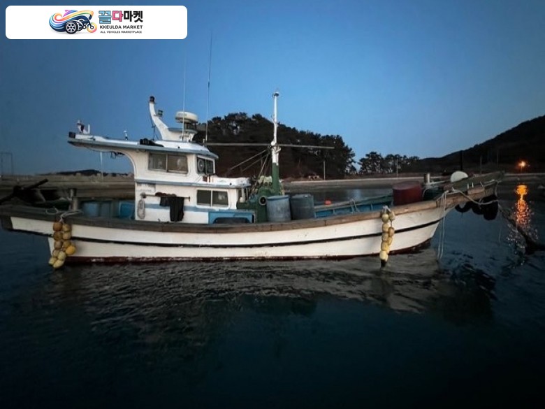 경남 4.18톤 복합.자망.새우조망 허가 어선 판매합니다.